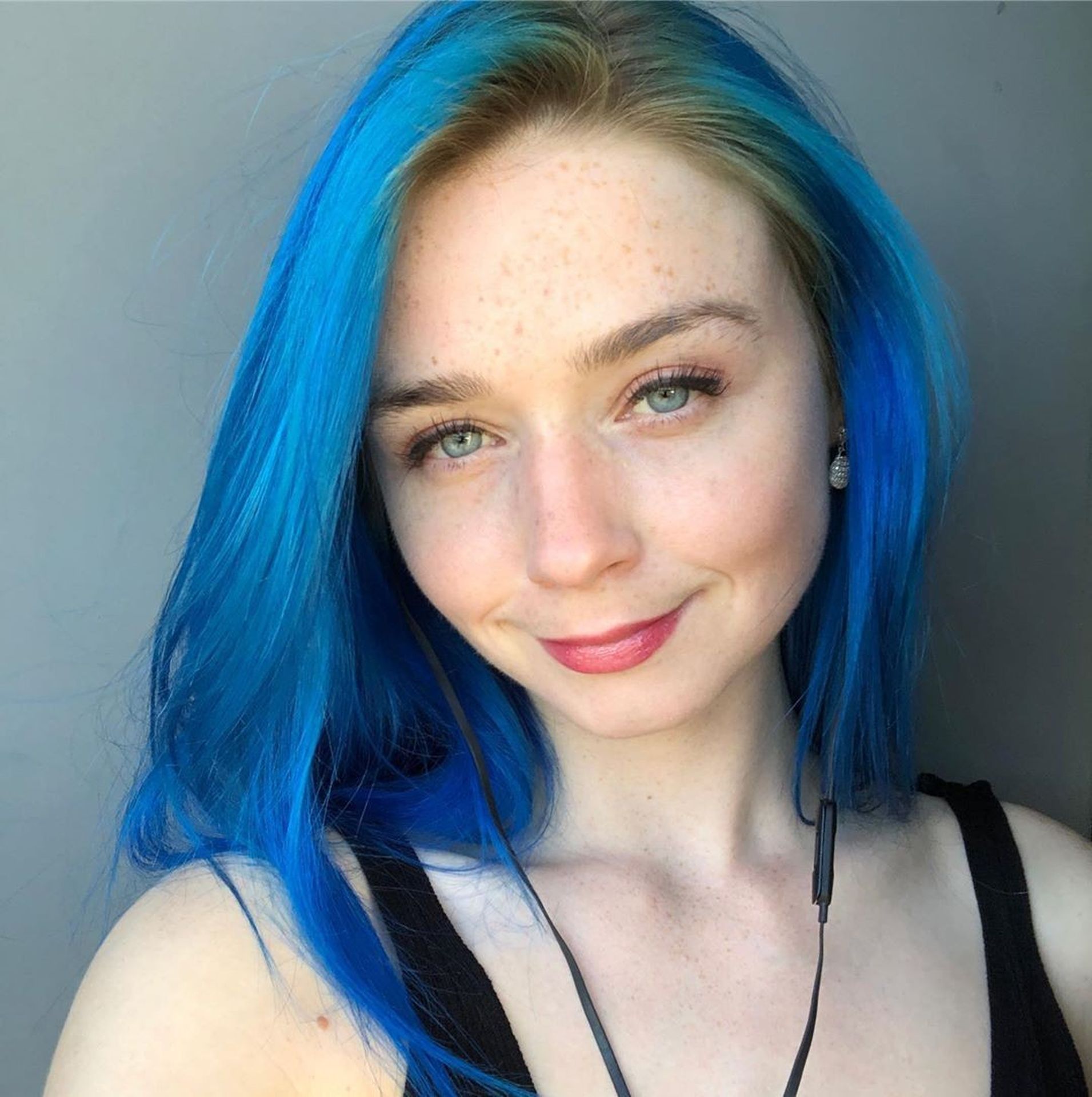 Blue haired russian girl with boobs pic