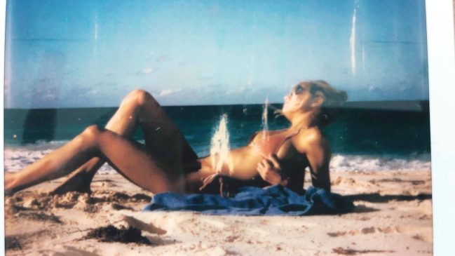 Charlotte McKinney Sexy (5 Hot Photos)