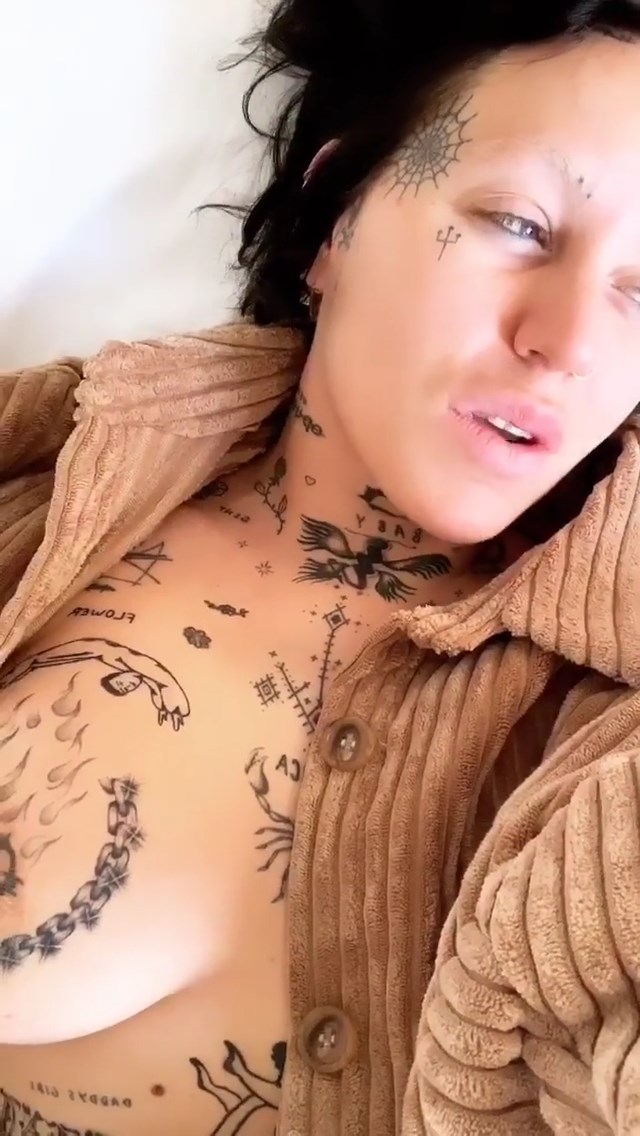 Brooke Candy Topless (6 Pics + Video) 3