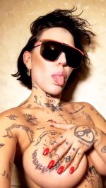 Brooke Candy Topless (5 Pics + GIFs) 4