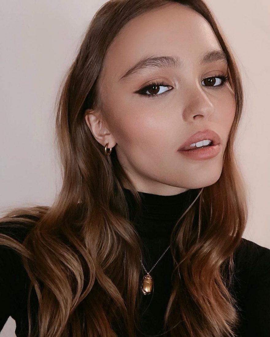 Lily-Rose Depp See Through (6 Photos) 3