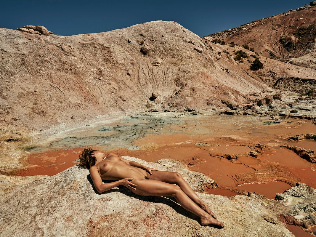 Model Marisa Papen shared some nude photos from her trip throughout Chile w...