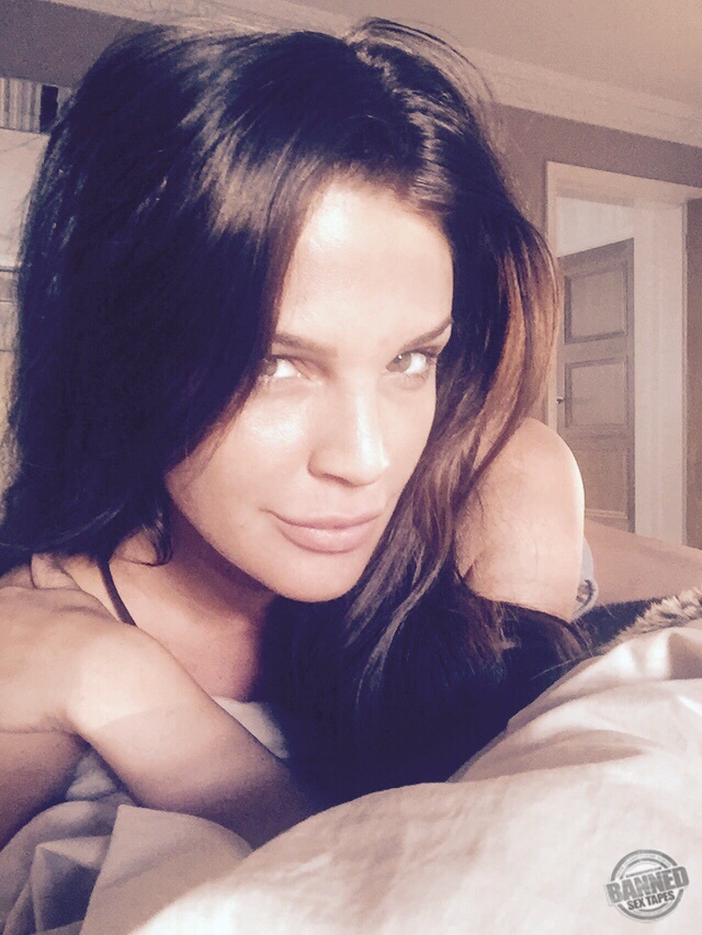 Danielle Lloyd: Sex tapes & iCloud hack Pics 150