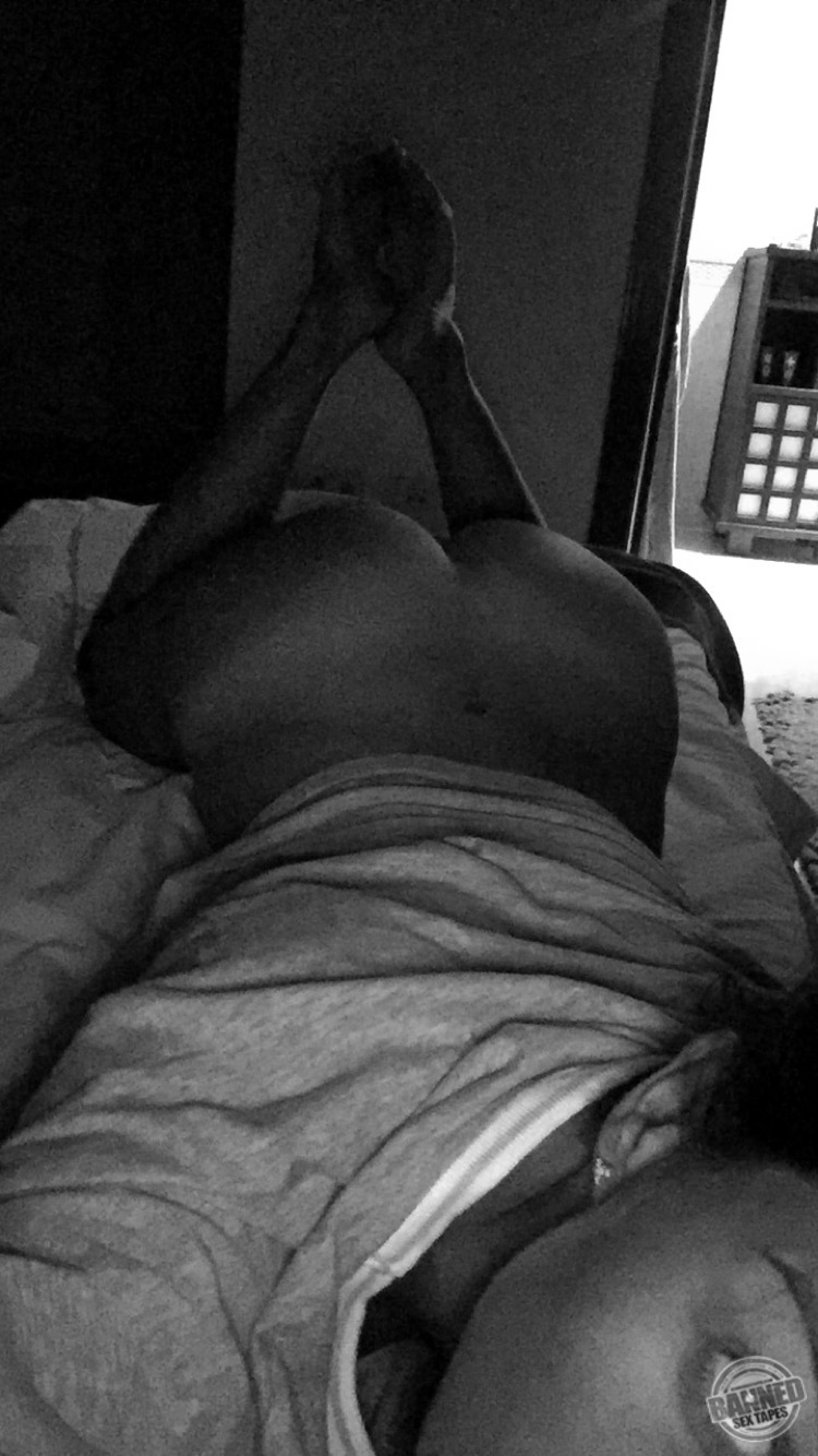 Danielle Lloyd: Sex tapes & iCloud hack Pics 192