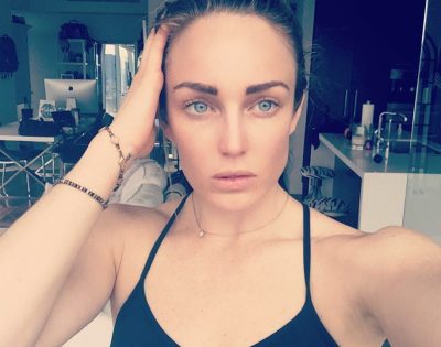 Caity Lotz Sexy (23 Photos) | TheSexTube