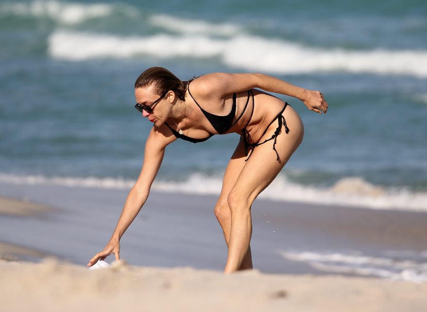 The Fappening Chloe Sevigny Sexy Bikini 001