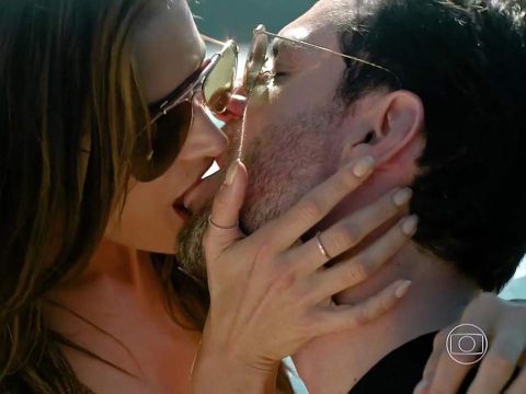Alessandra Ambrosio Sexy – Verdades Secretas 001