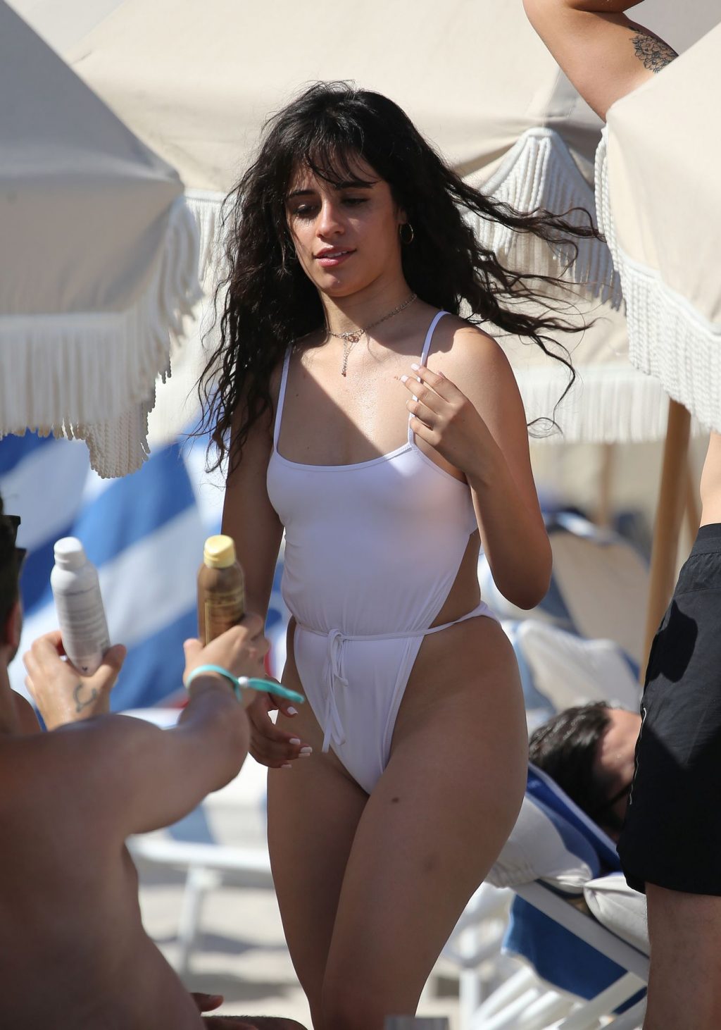 Cabelo nude camila Camila Cabello
