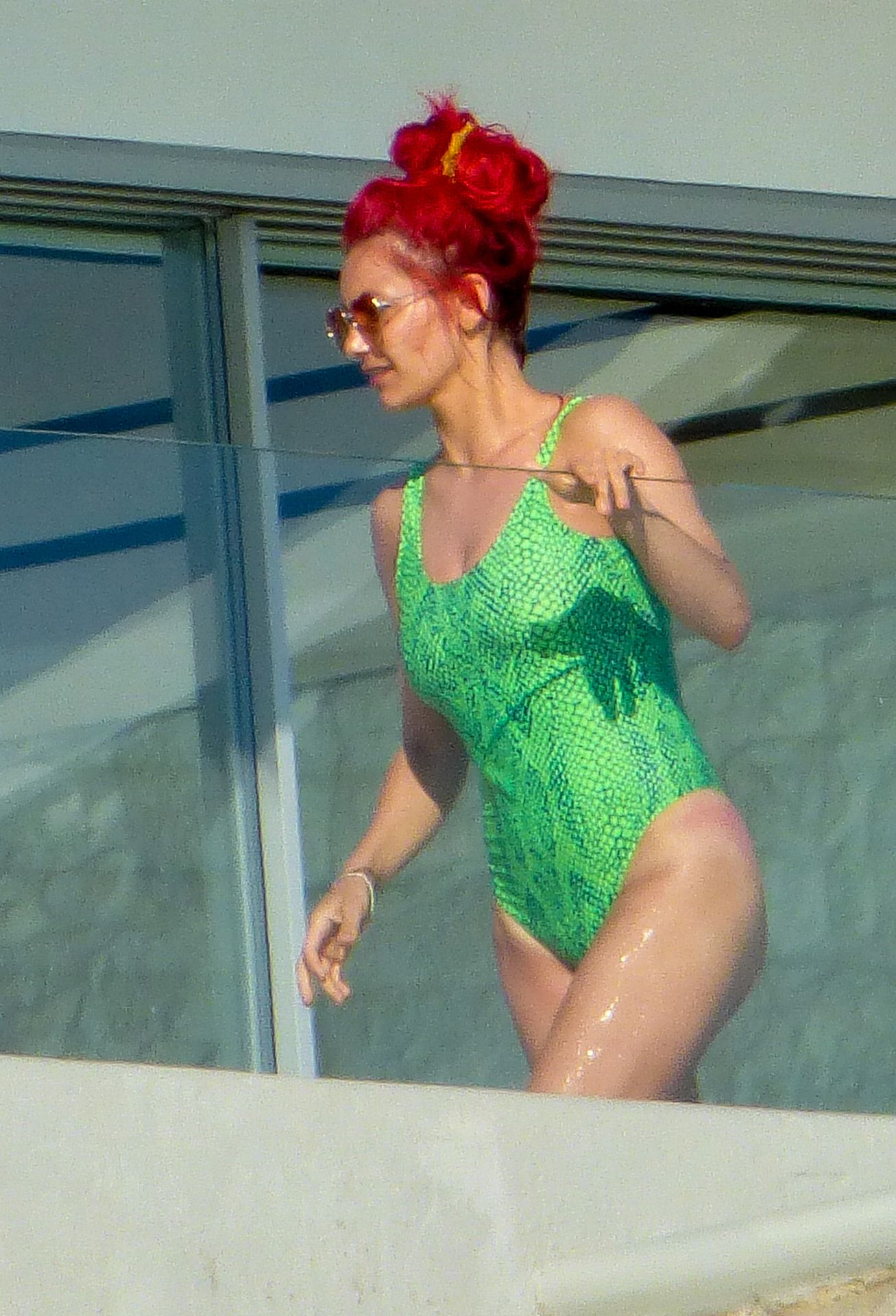 Dianne Buswell Sexy 008.