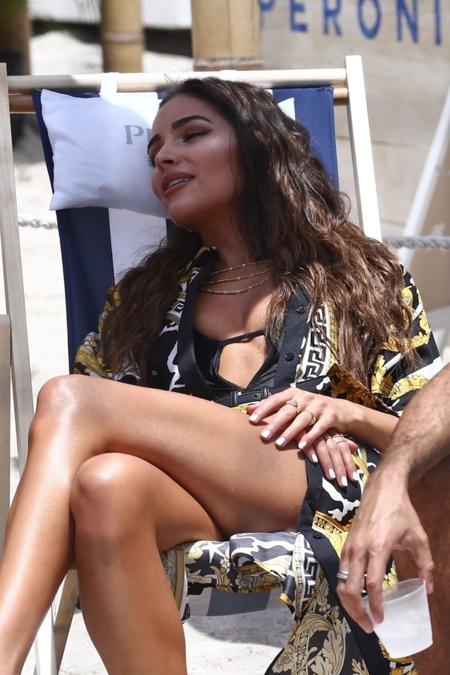 Olivia Culpo Sexy 023