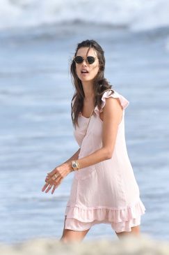Alessandra Ambrosio Sexy (93 Photos)