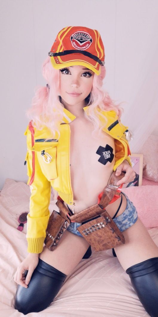 Belle Delphine Sexy & Topless 010