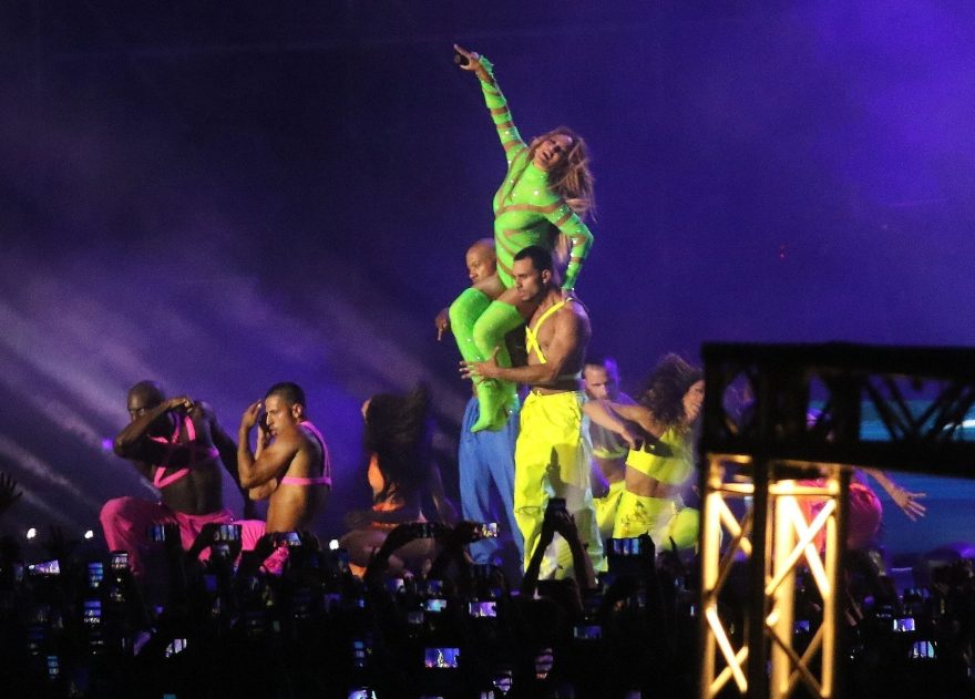 Jennifer Lopez Sexy 039