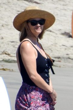 Reese Witherspoon Sexy (42 Photos)