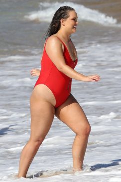 Sophia Brennan Sexy (18 Photos)