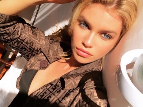 Stella Maxwell Nude & Sexy 022