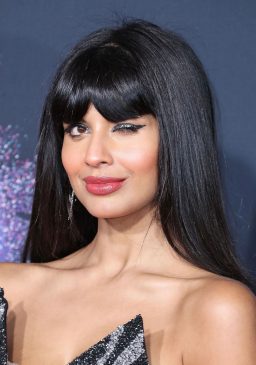 Jameela Jamil Sexy (51 Photos)