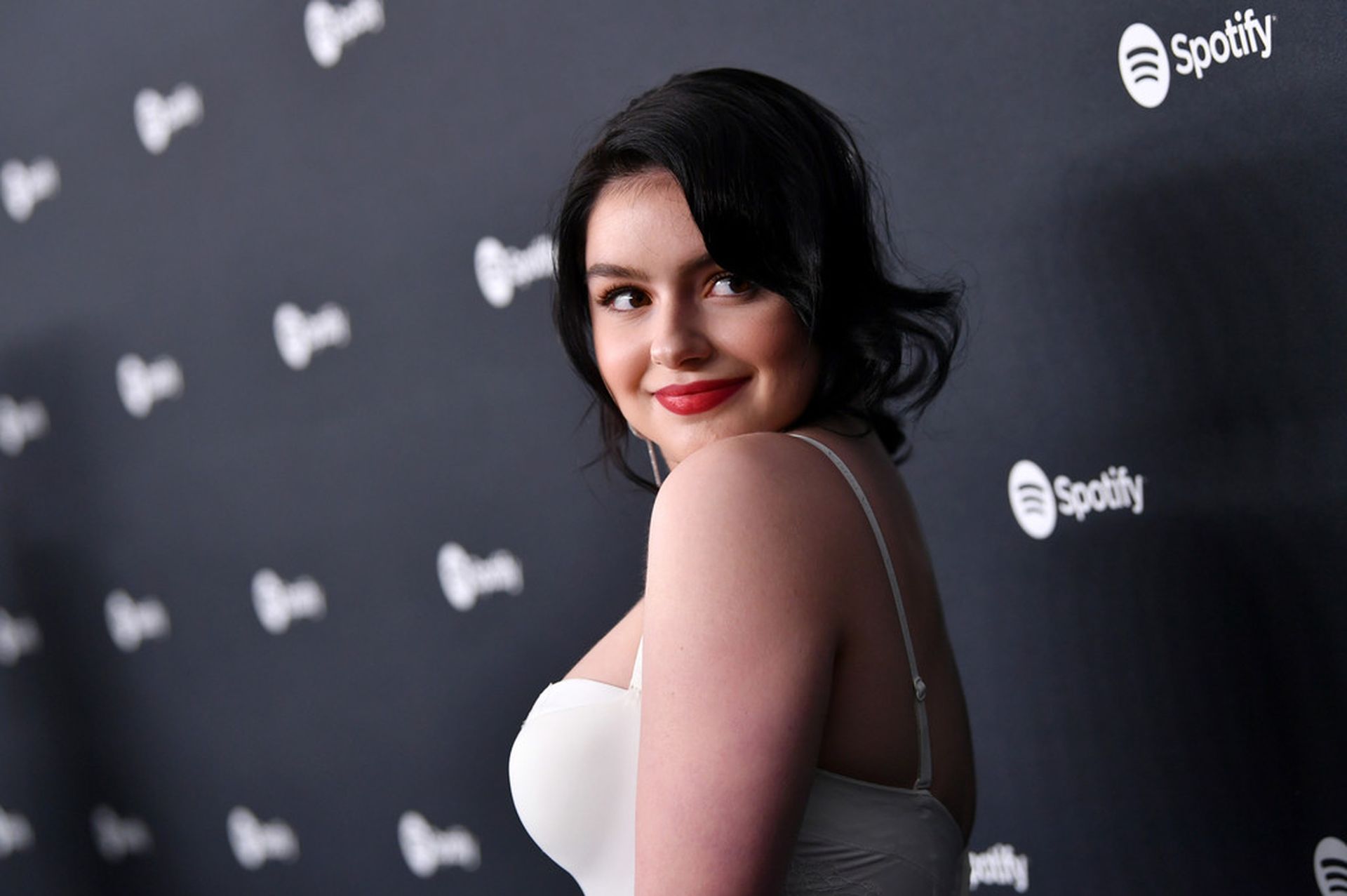 Ariel Winter Shows Her Cleavage At The Best New Artist Party 0026