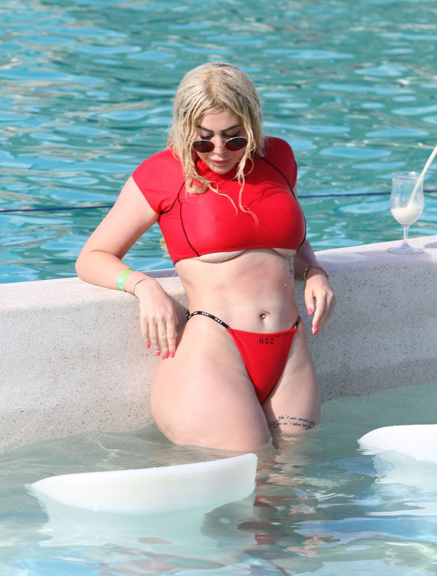 Chloe Ferry Shows Off Her Voluptuous Figure In Thailand 0007