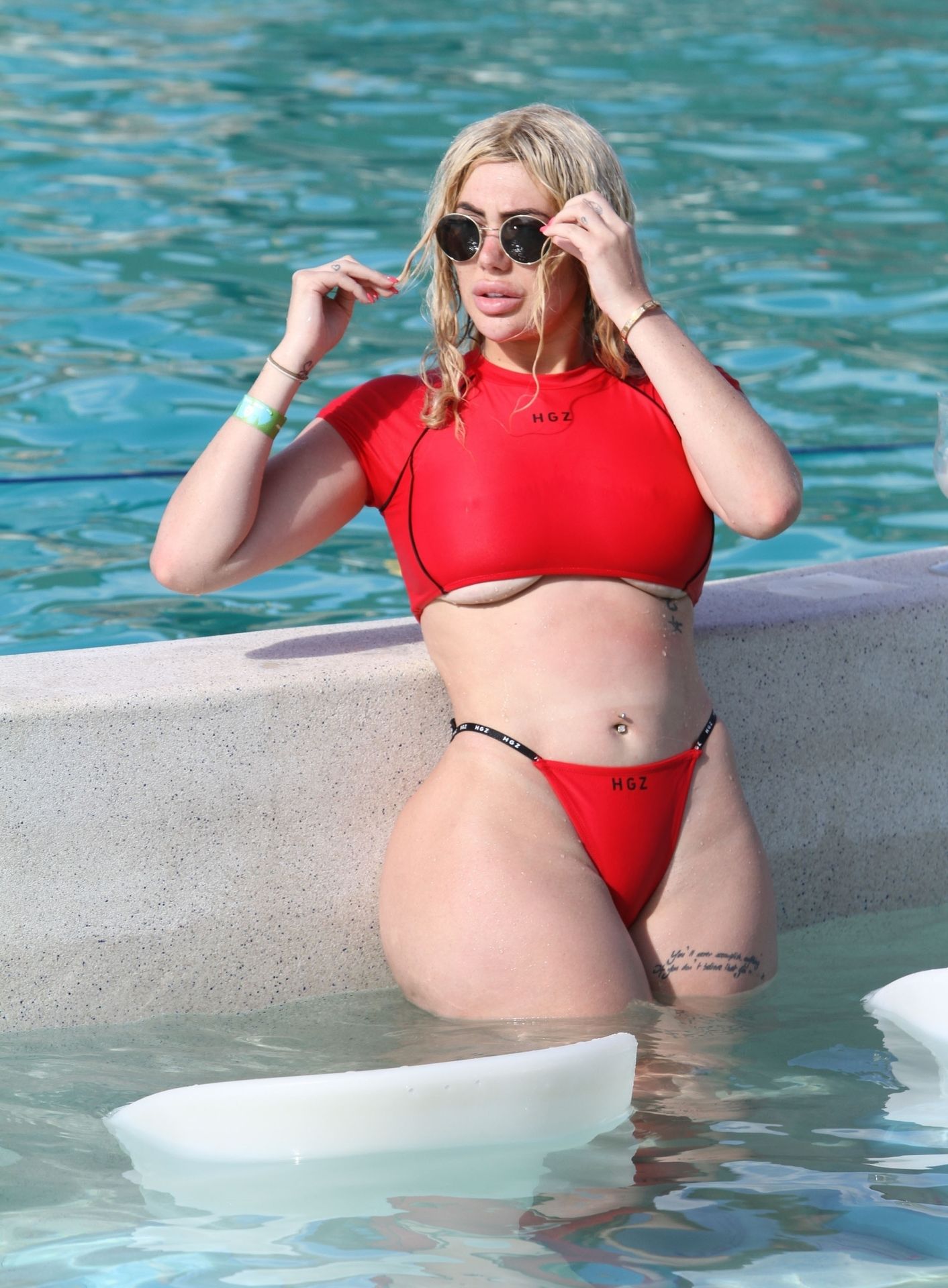 Chloe Ferry Shows Off Her Voluptuous Figure In Thailand 0008