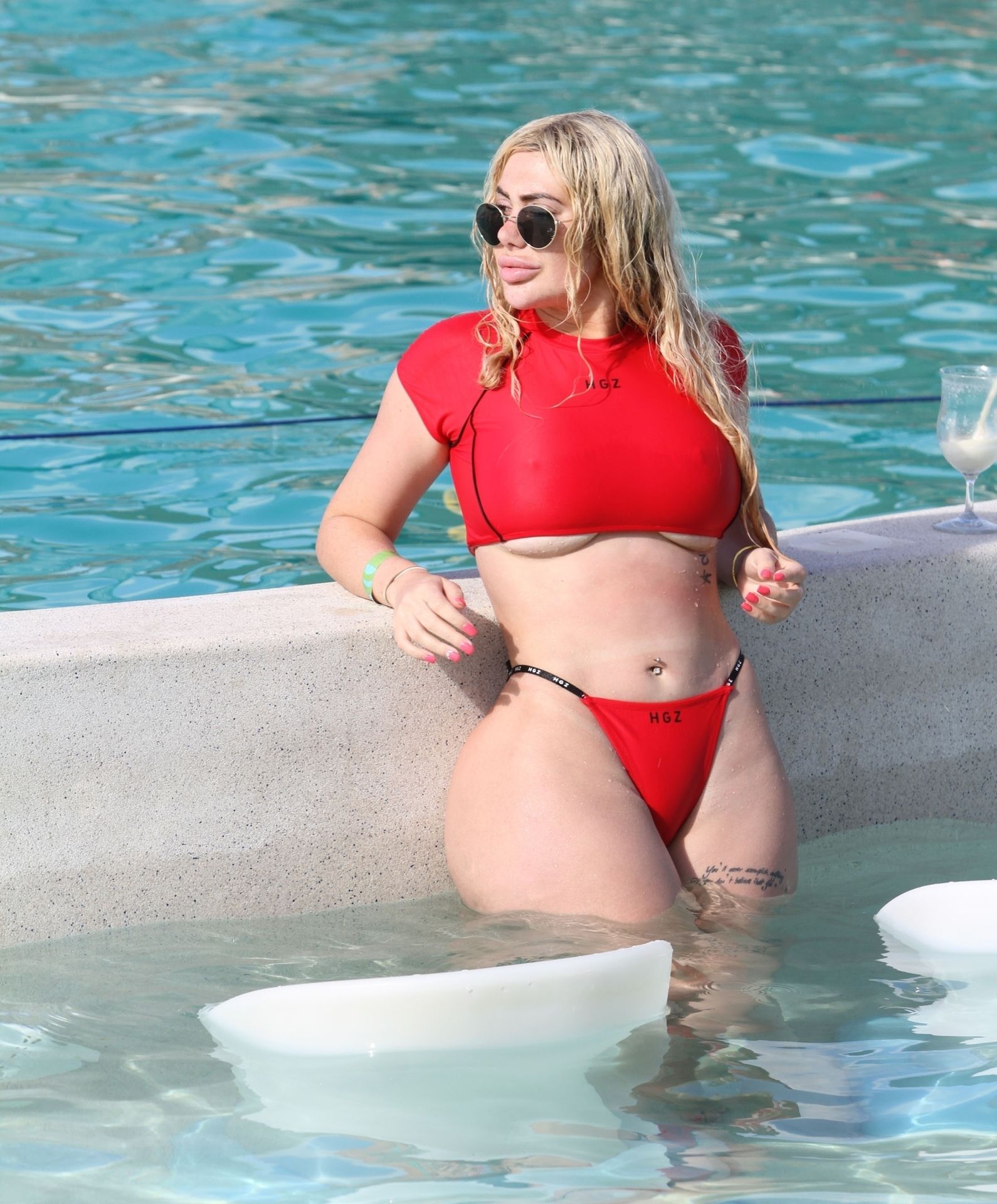 Chloe Ferry Shows Off Her Voluptuous Figure In Thailand 0010