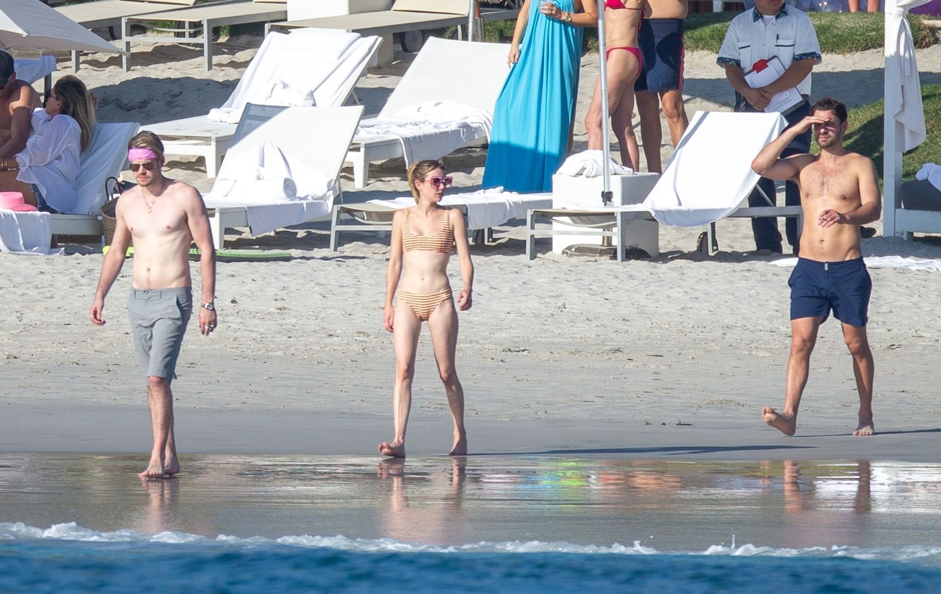 Friendly Exes Emma Roberts And Chord Overstreet Enjoy The Sunshine In Mexico 0028