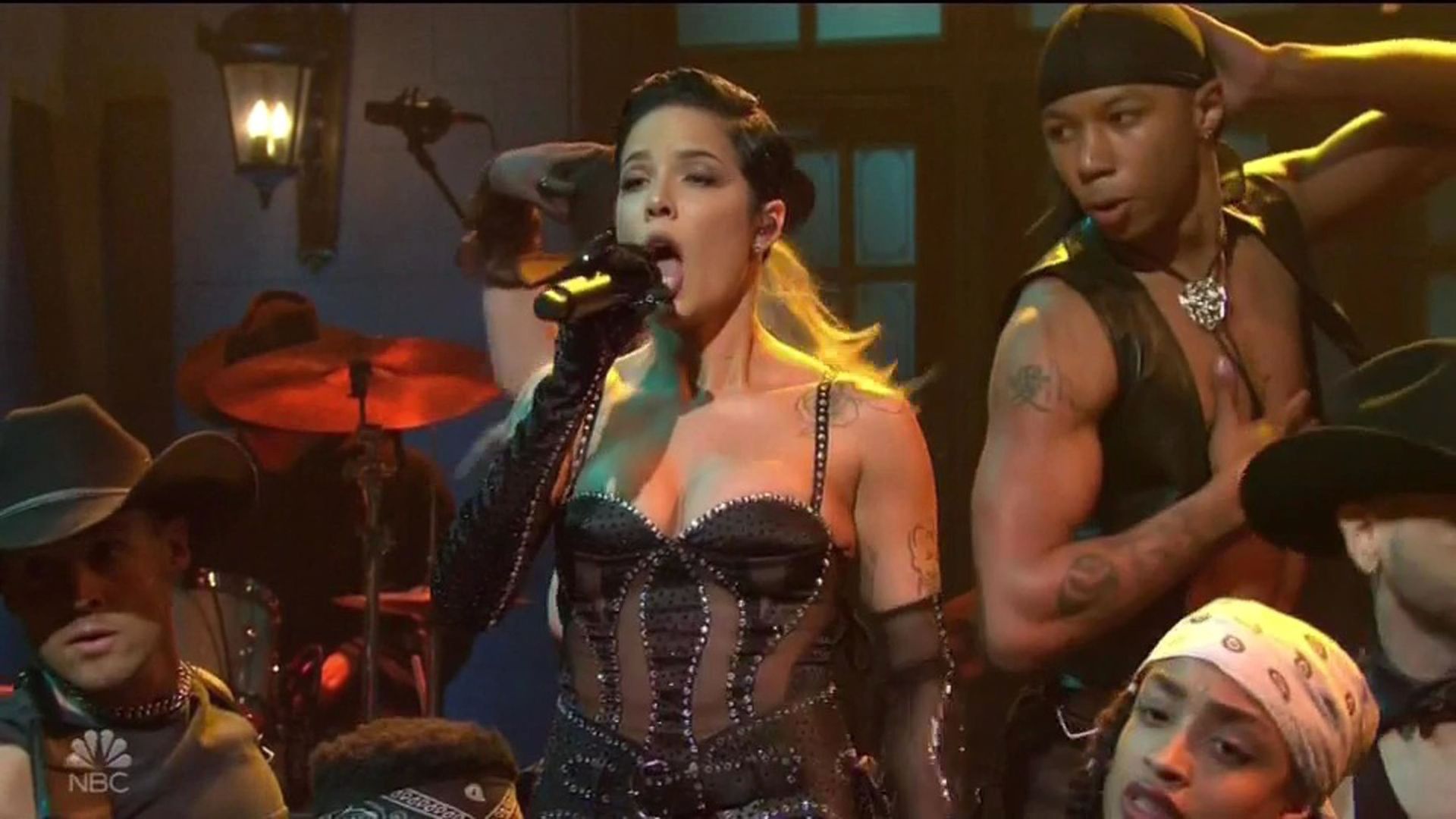 Halsey Steams Up The Screen As She Performs On Saturday Night Live 0025