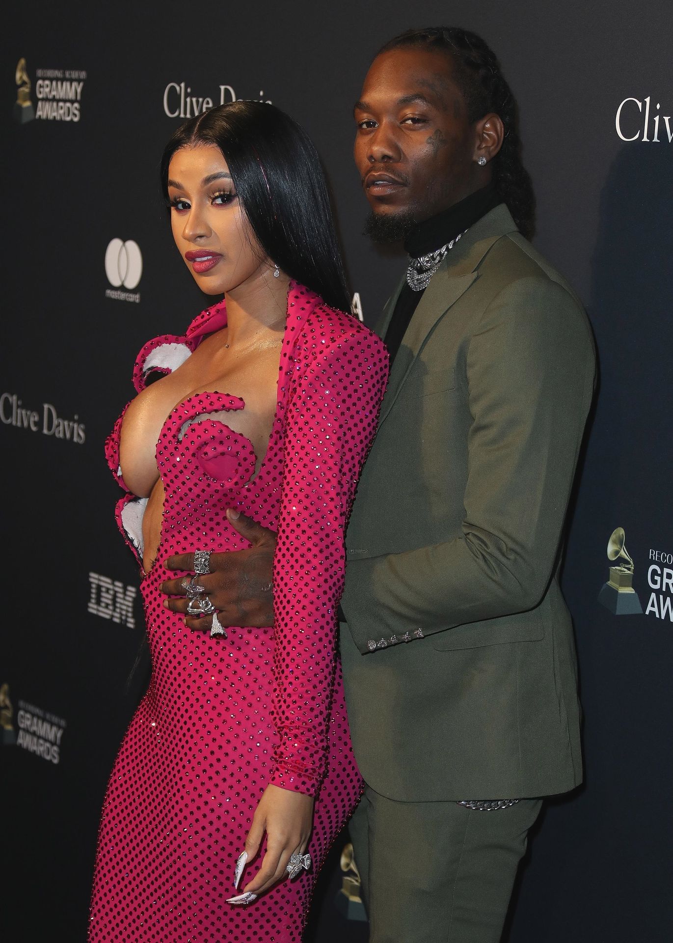 Offset Covers Cardi B’s Boobs To Avoid Wardrobe Malfunction At Clive Davis Pre Grammy Party 0011