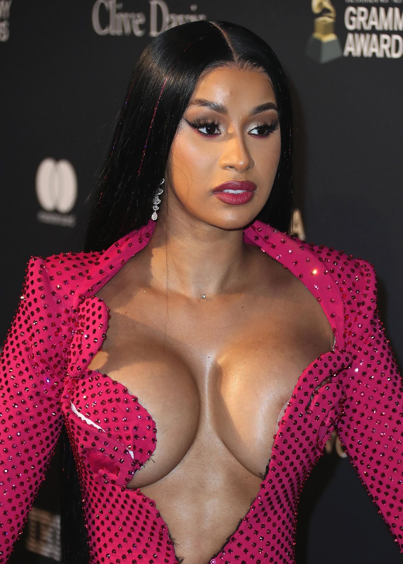 Offset Covers Cardi B’s Boobs To Avoid Wardrobe Malfunction At Clive Davis Pre Grammy Party 0017