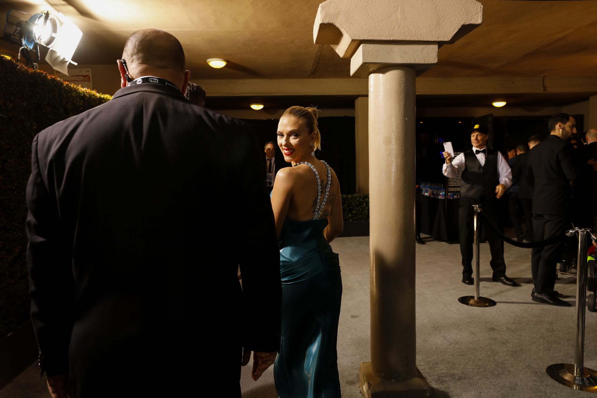 Scarlett Johansson Looks Stunning At The Sag Awards 0120