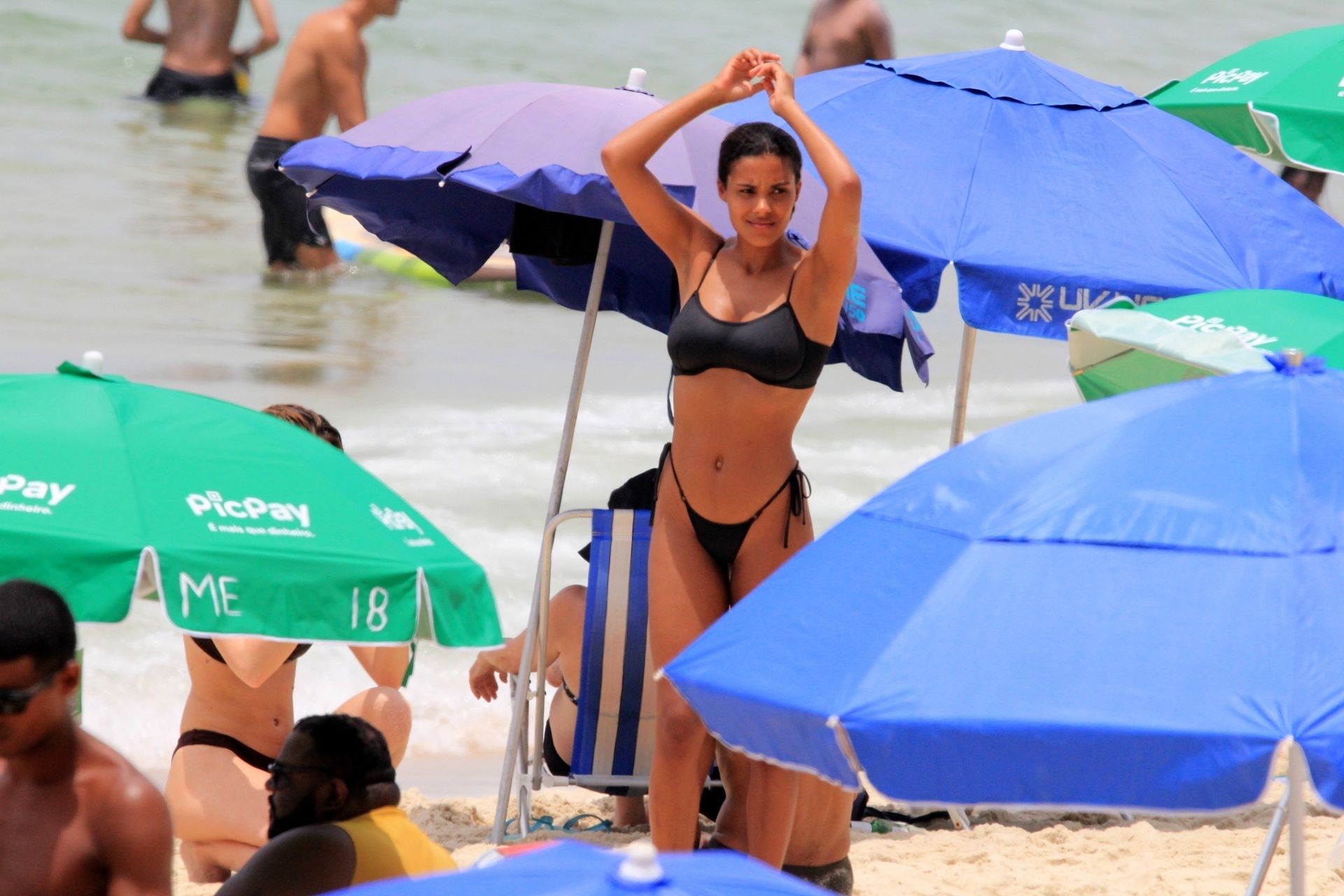 Sexy Tina Kunakey Enjoys Her Vacation In Rio De Janeiro 0075