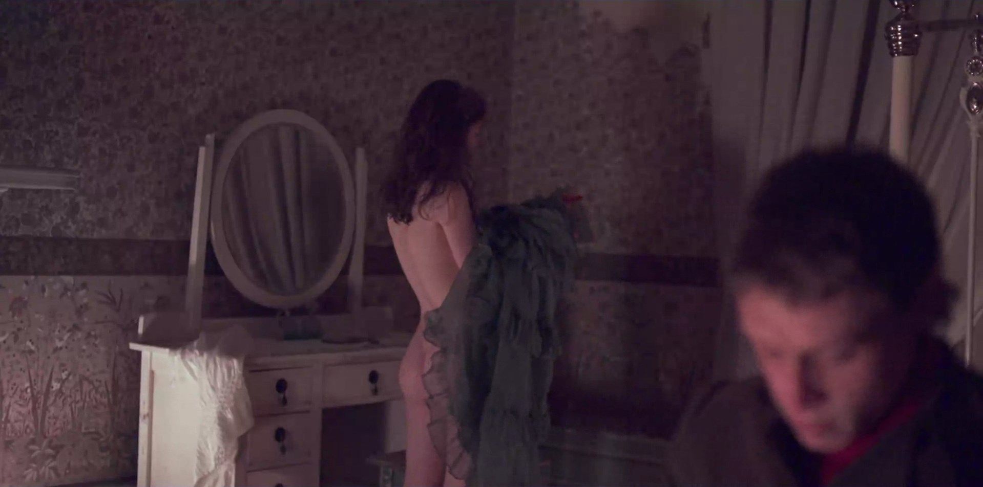 Actress Thomasin McKenzie (19) makes her nude debut in the scene from her n...