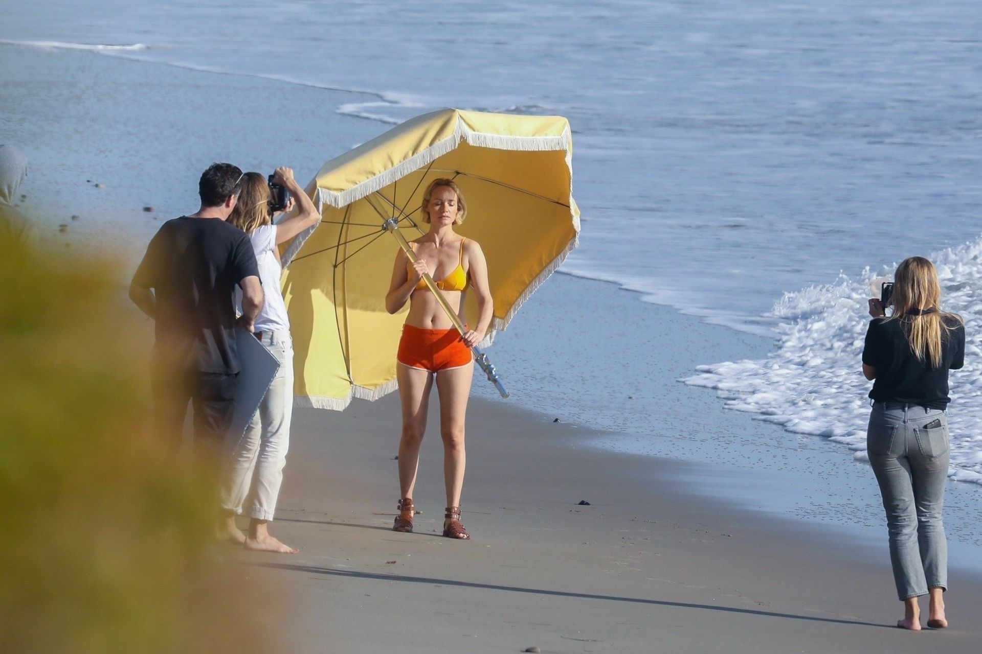 Amber Valletta Poses In A Bikini With A Big Umbrella On Malibu Beach 0026