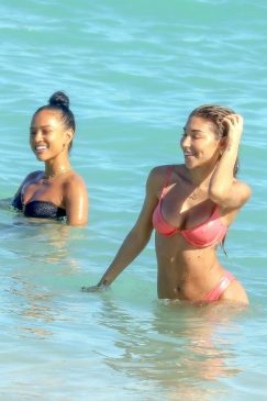 Beach Babes Chantel Jeffries & Karrueche Tran Steam Up Miami Beach (115 Photos)