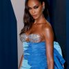 Joan Smalls Stuns At The Vanity Fair Oscar Party 0001