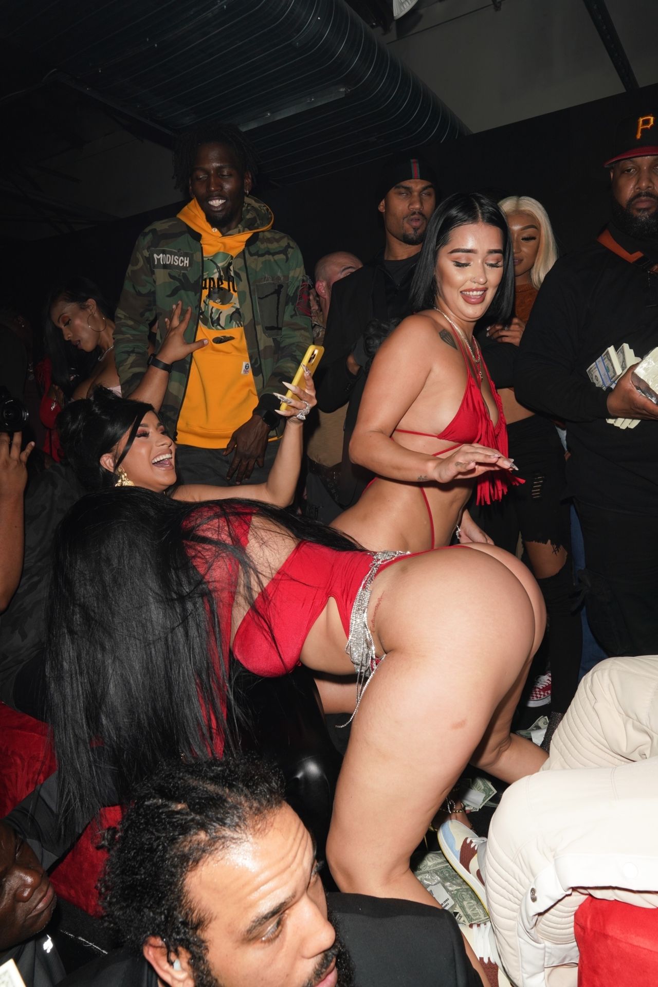 Offset And Cardi B Blow $100k In Ones At A Strip Club In Los Angeles 0012
