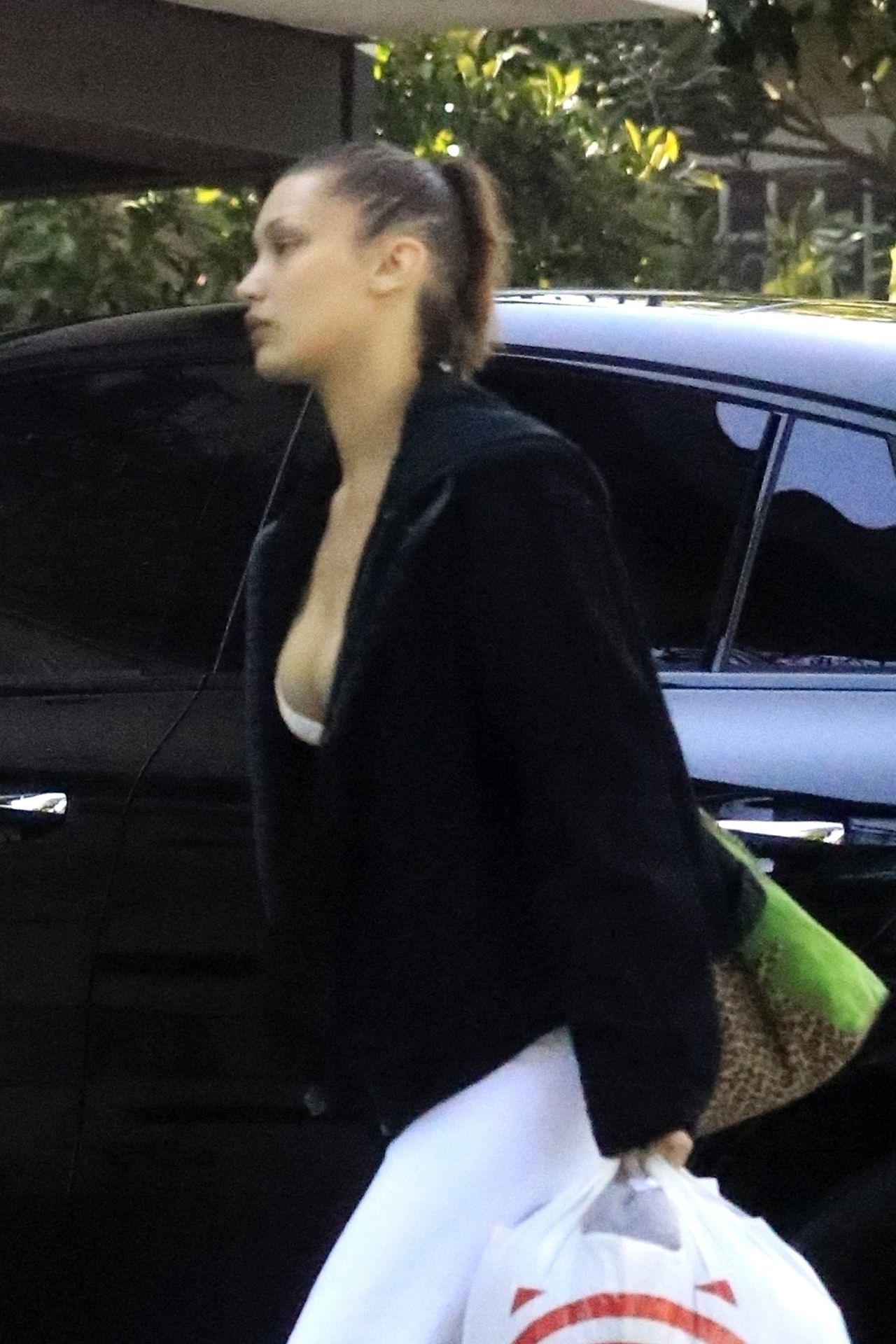 Bella Hadid Shows Some Skin On A Quick Target Run 0003