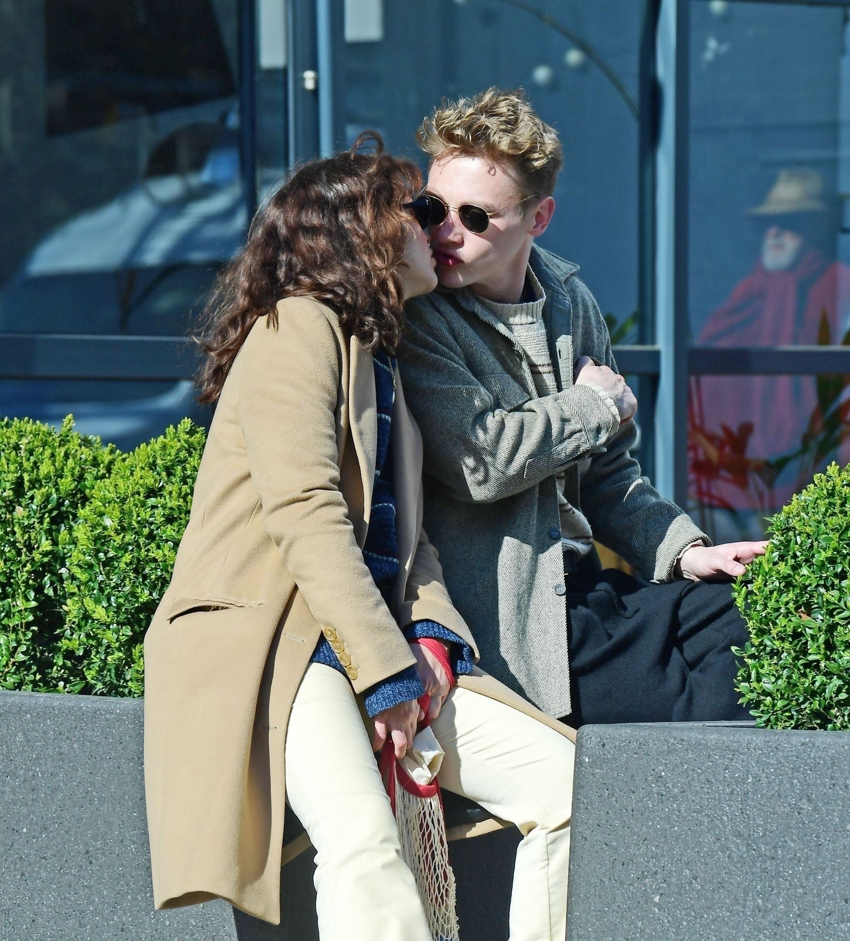 Ben Hardy & Olivia Cooke Out For A Romantic And Affectionate Stroll In Primrose Hill 0007