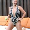 Kerry Katona Shows Her Milf Body On Holidays In The Maldives 0001