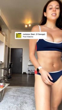 Kira Kosarin Shows Her Sexy Ass in a Bikini
