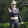 Molly Sims Shows Her Abs And Pokies In La 0033
