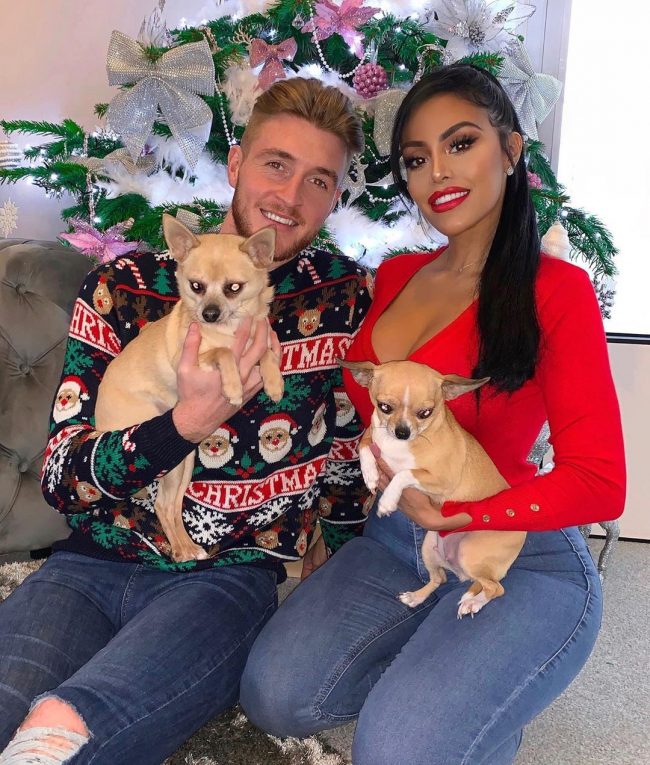 Chloe Saxon Nude & Sexy TheSexTube