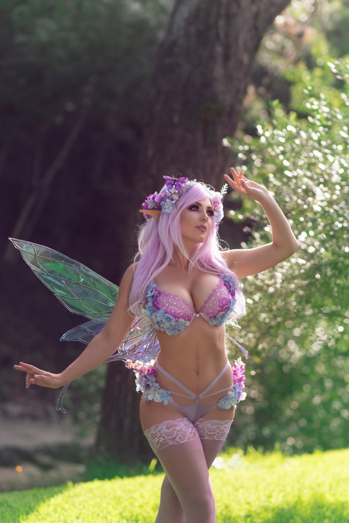 Jessica Nigri Poses As A Spring Fairy 0001