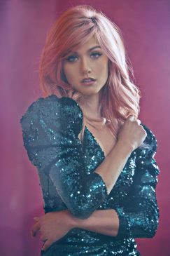 Katherine McNamara - Sexy Legs | TheSexTube