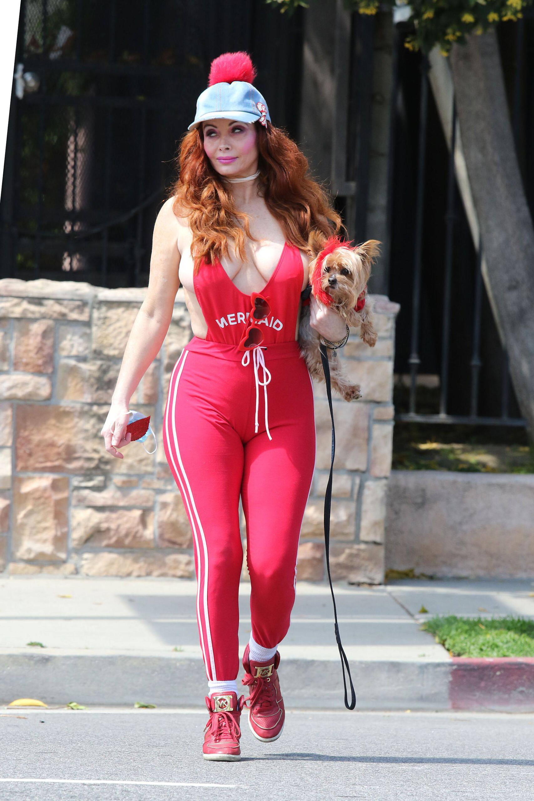 Phoebe Price Big Braless Boobs In Indecent Top Out In Los Angeles 0010