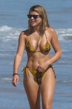 Sofia Richie – Beautiful Body In Small Bikini On A Beach In Malibu 0006