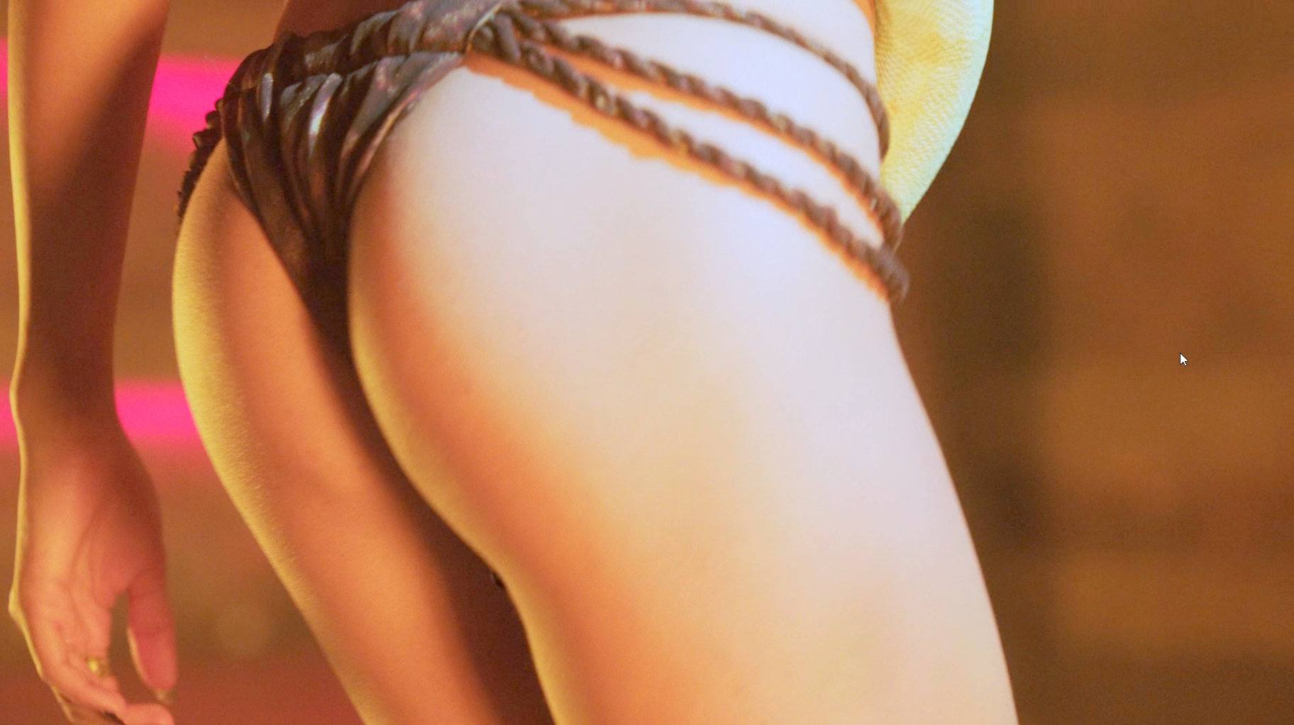 Eiza Gonzalez – Spectacular Ass In Sexy Panties In “from Dusk Till Dawn” 0004
