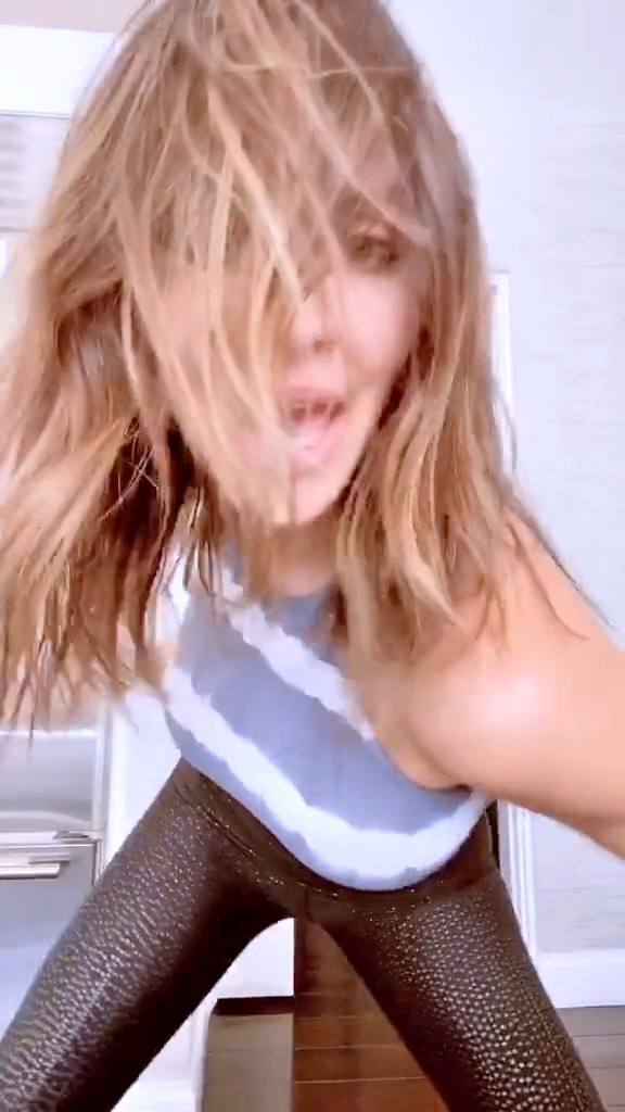 Katharine Mcphee – Sexy Ass And Big Cameltoe In Hot Dancing Video 0012