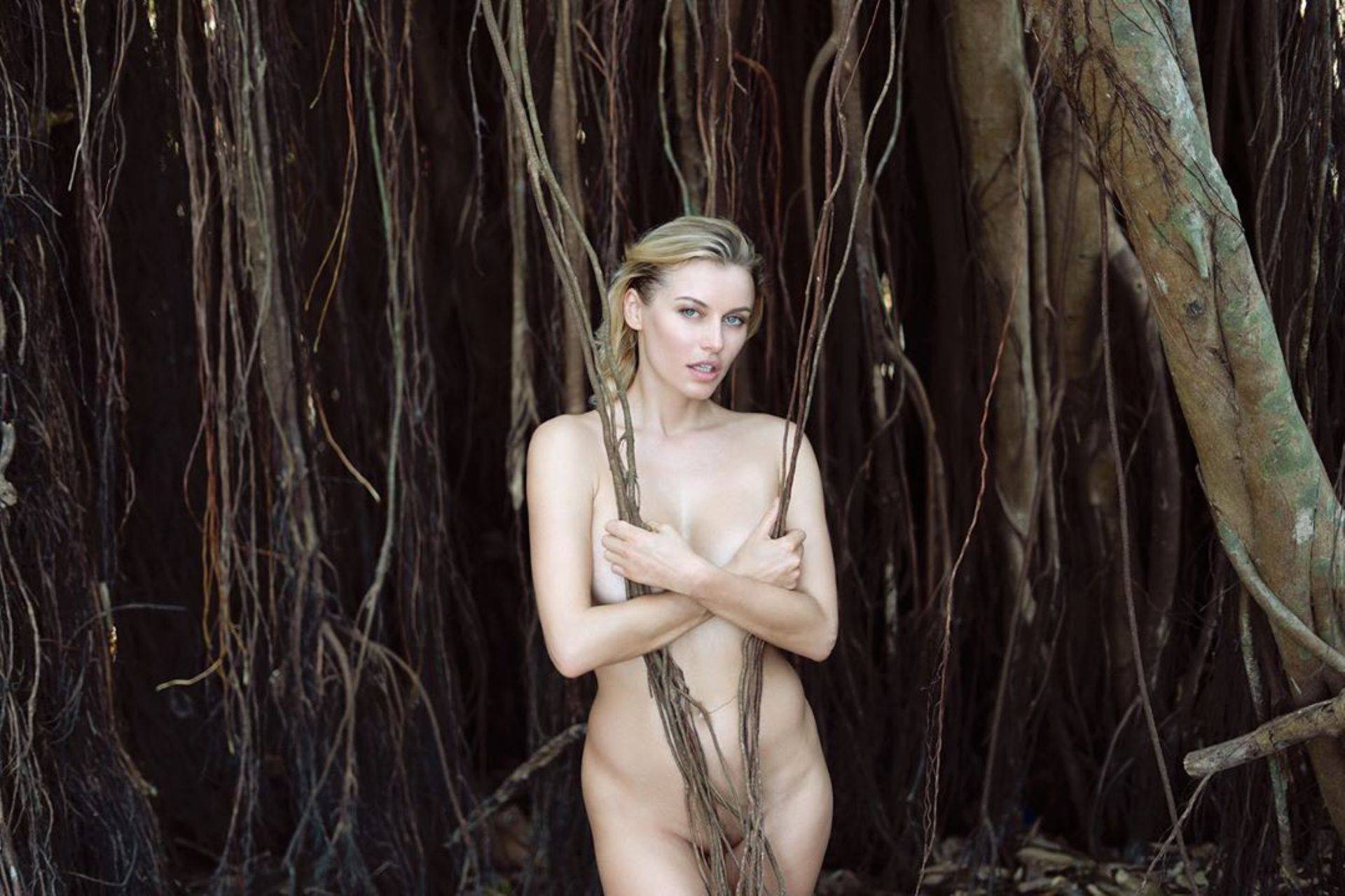 Olga De Mar – Hot Body In Naked Photoshoot By Alex Fettich (censored) 0010