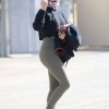 Ariel Winter – Sexy Ass In Leggings At A Gym In Los Angeles 0003